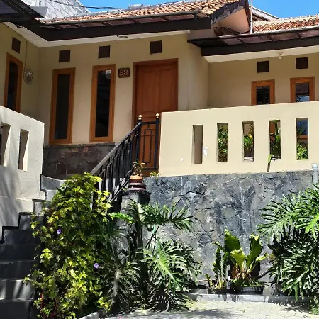 Villa Beverly Lembang Exterior photo