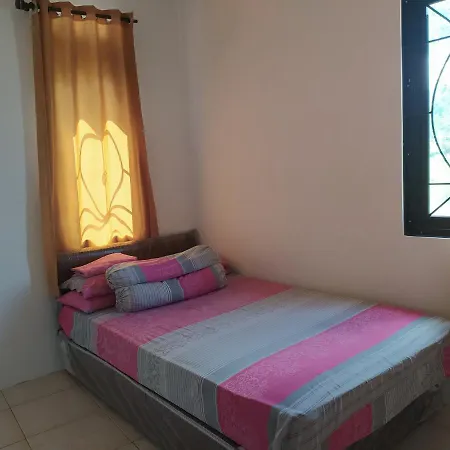 Villa Beverly Lembang Exterior photo