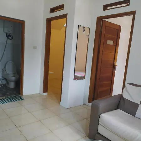Villa Beverly Lembang Exterior photo
