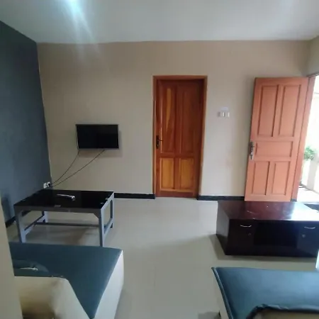 Villa Beverly Lembang Exterior photo